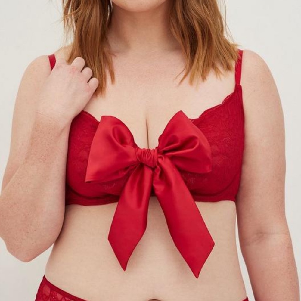 Torrid Red Bow Bralette and High Leg Pantie Set - Picture 2 of 6